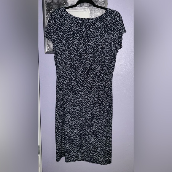 LAUREN RALPH LAUREN PRELOVED BLUE WITH WHITE SPOTS AND V-NECK - Picture 2 of 3